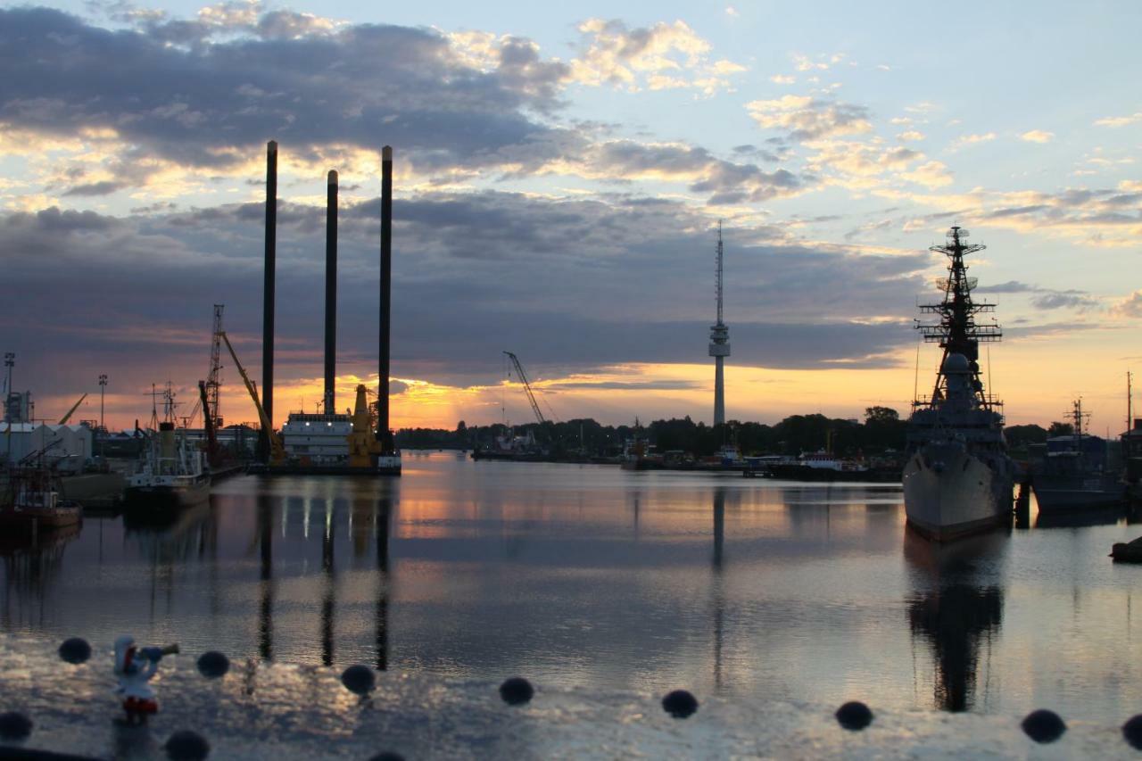 Kapitanswohnung Kaiser Wilhelm Brucke Wilhelmshaven Dış mekan fotoğraf